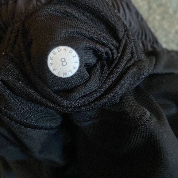 Lululemon Hotty Hot Shorts - Picture 4 of 4